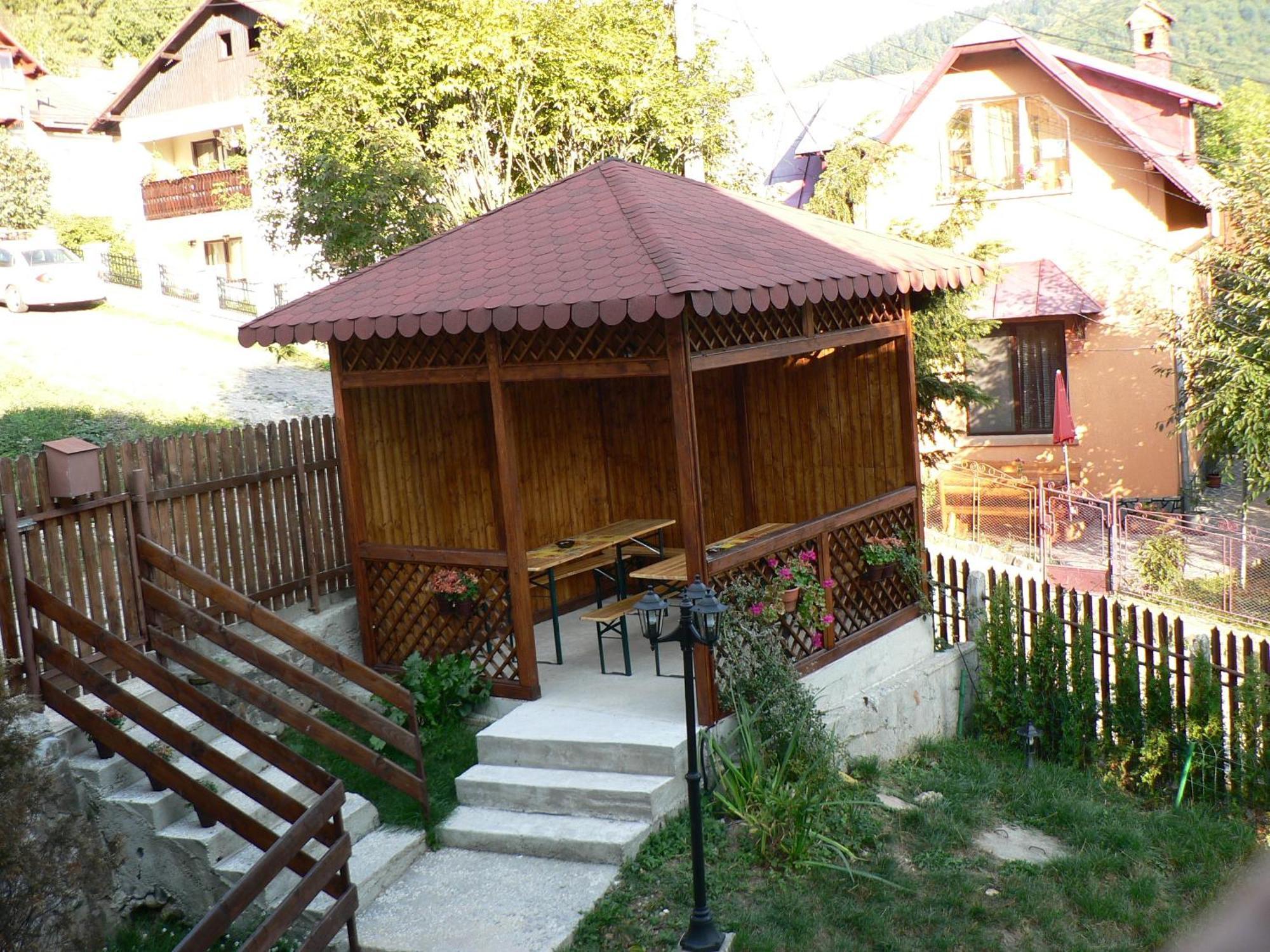Готель New Aosta Garden Сіная Екстер'єр фото